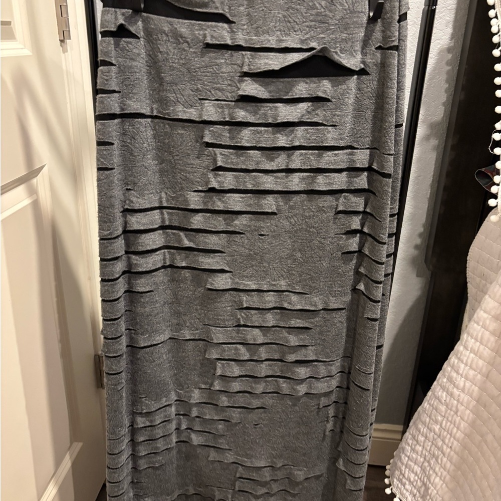 Sophie Max Gray Textured Women's Skirt